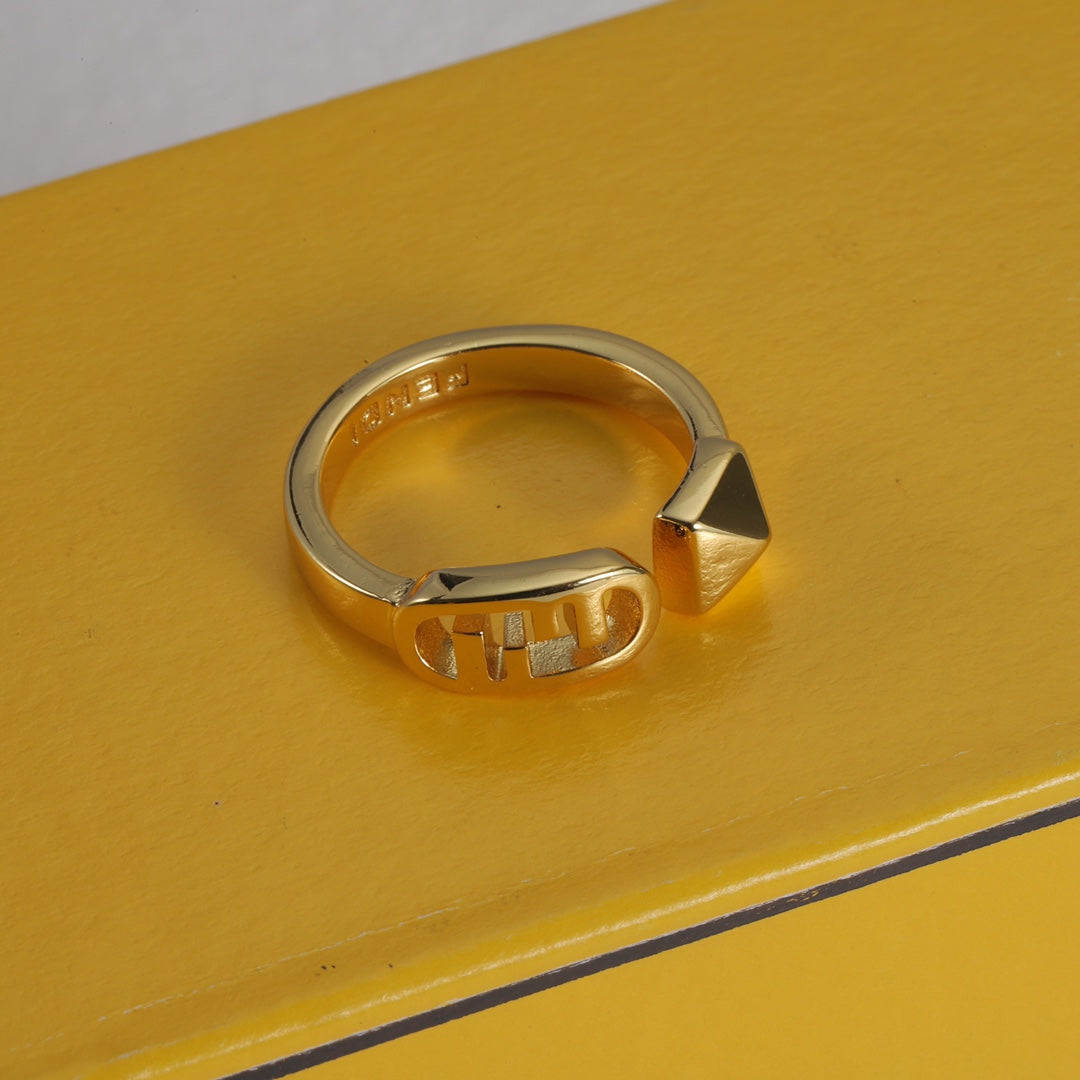 14F561J  Fashionable and high quality Rings