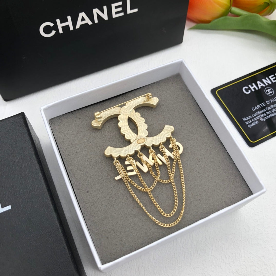 14C888X   Fashion Brooch