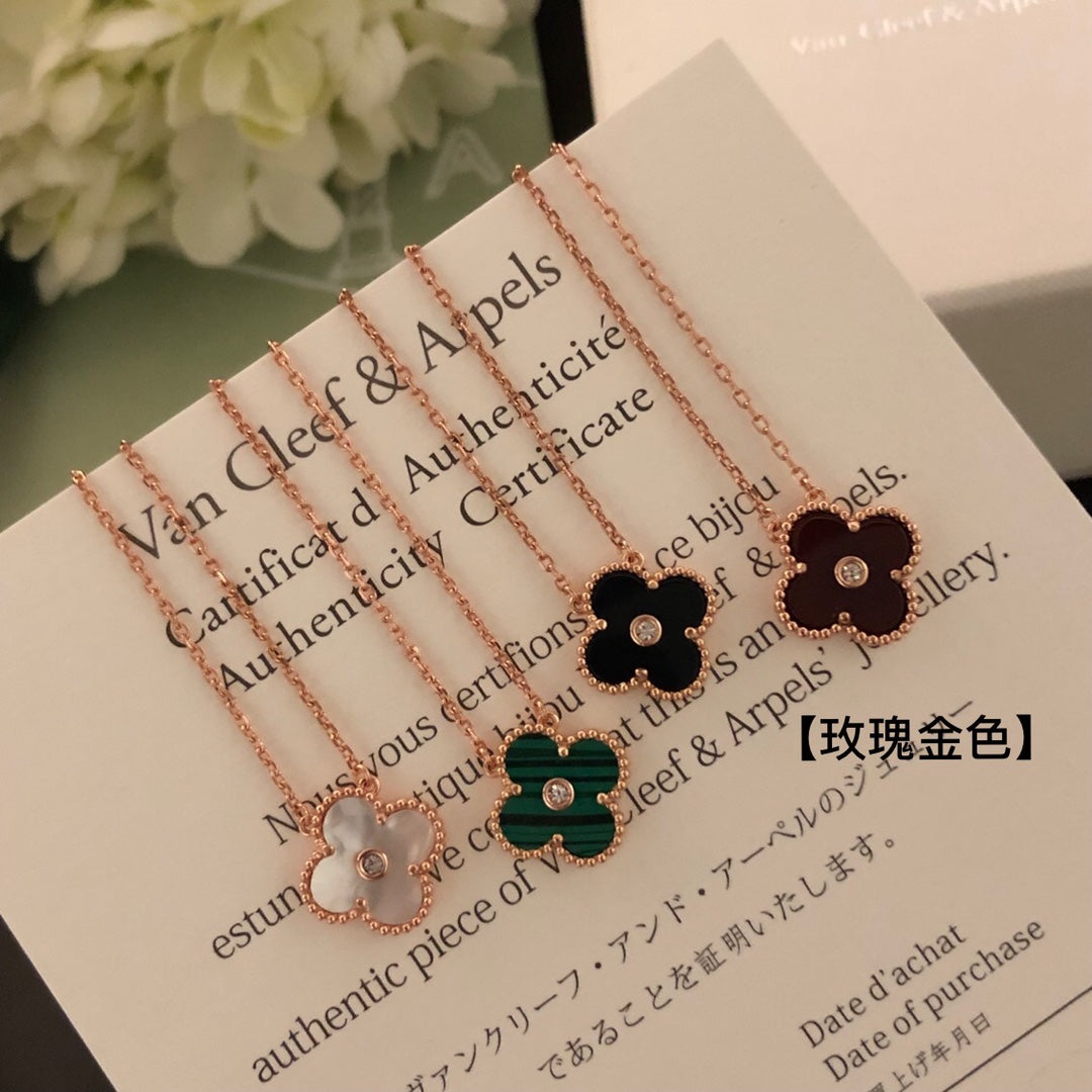 5XVA185X (High quality 1 flower necklace)