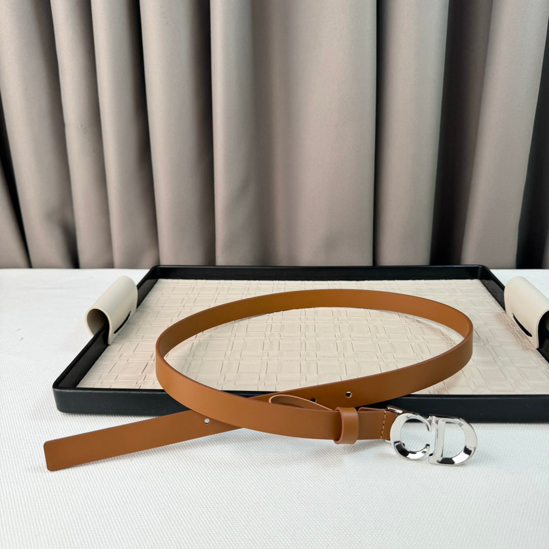 14D18P   (High quality leather belt With full package)