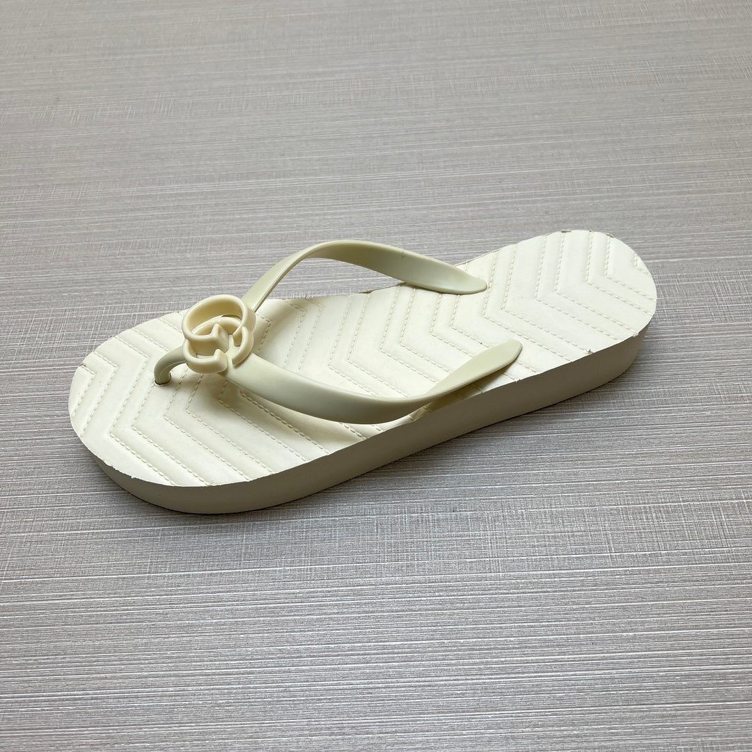 54B105Z   fashion slippers