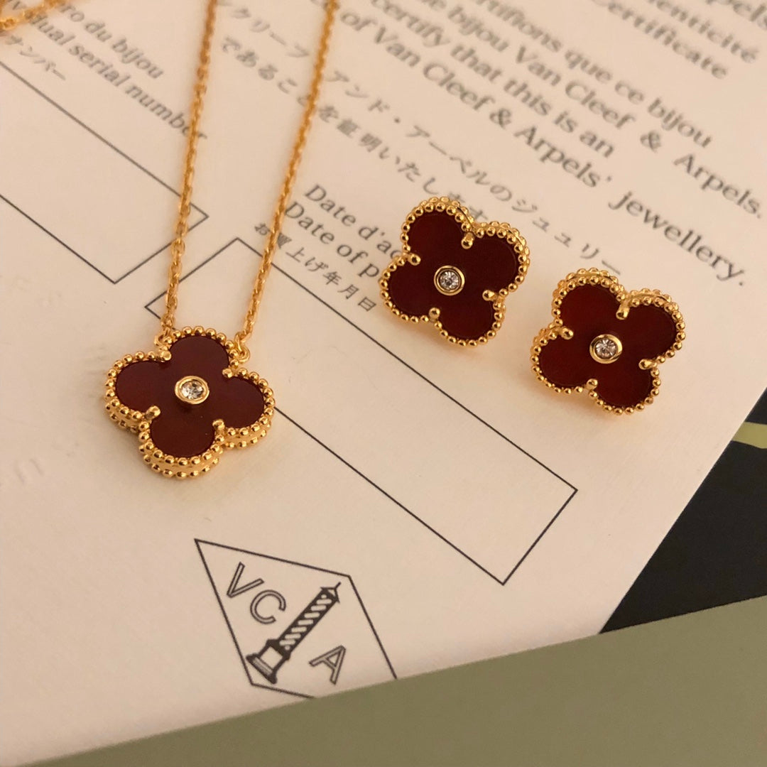 5XVA185X (High quality 1 flower necklace)