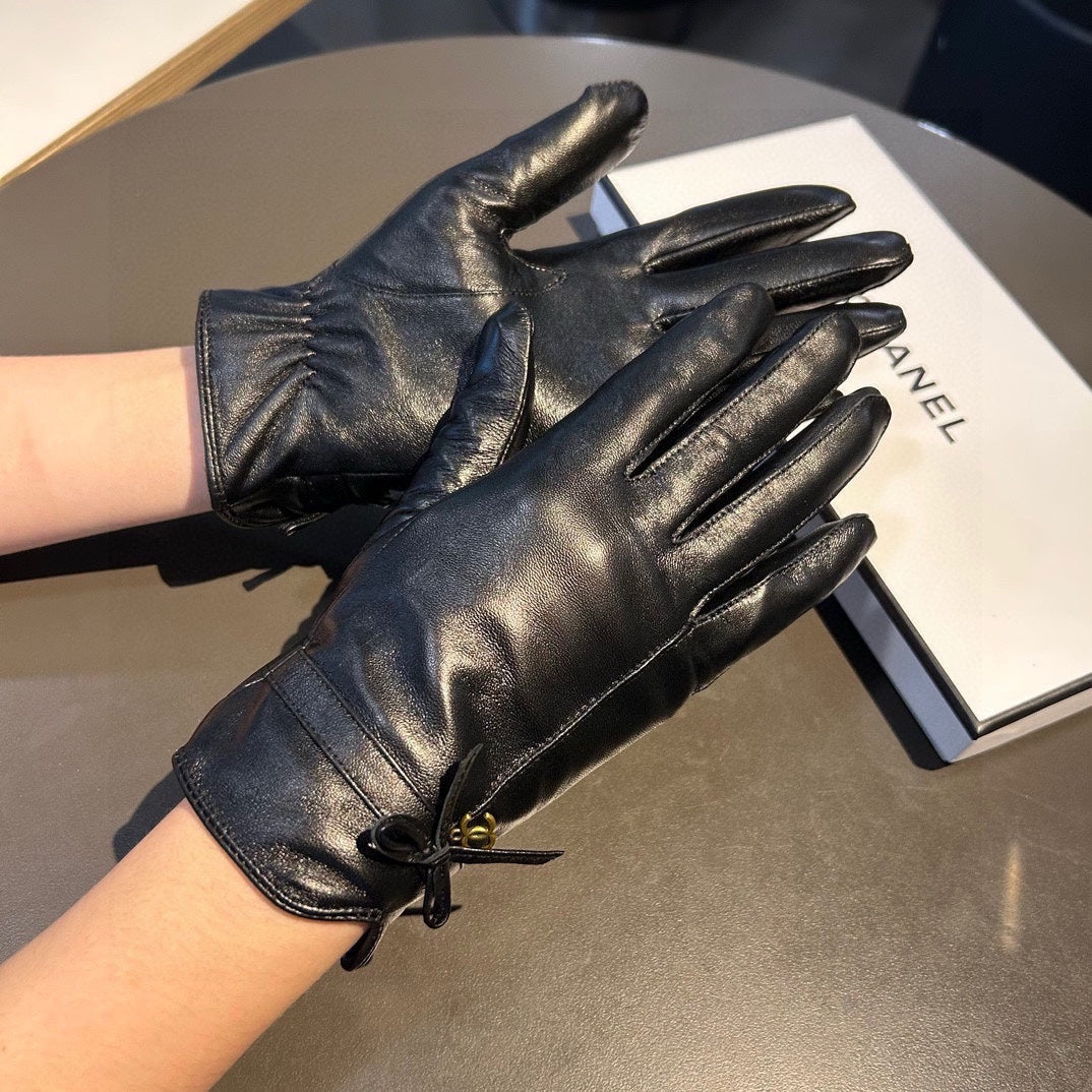 14C18S   High quality fashionable sheepskin gloves