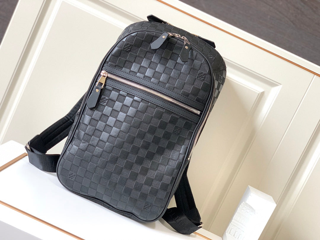 2XE356B Fashion leather backpacks