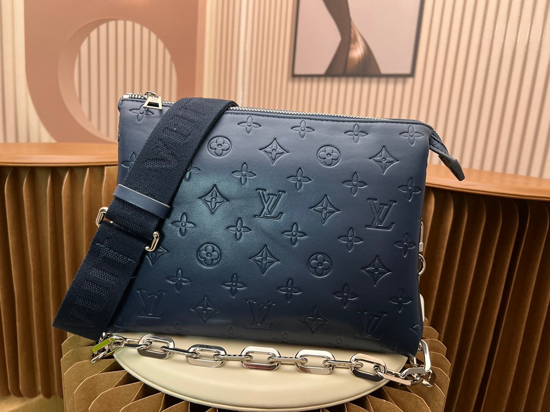 1XE180E  Fashionable leather bag 