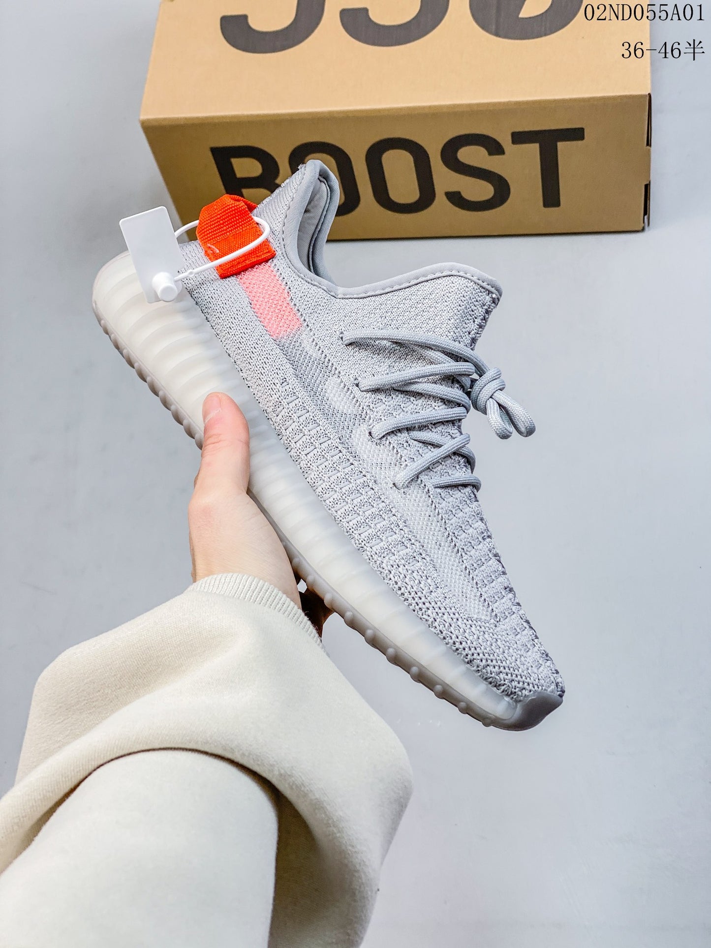 4YA71Z  Yeezy Fashion Sneakers (No Box, August-October Big Sale)