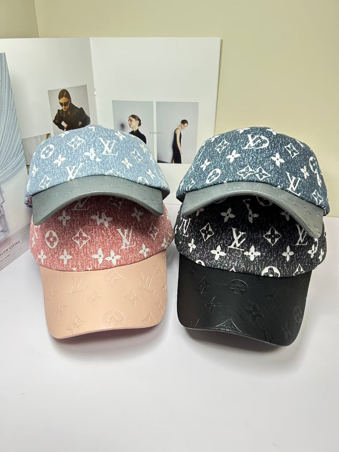 14E319M  Fashion hats