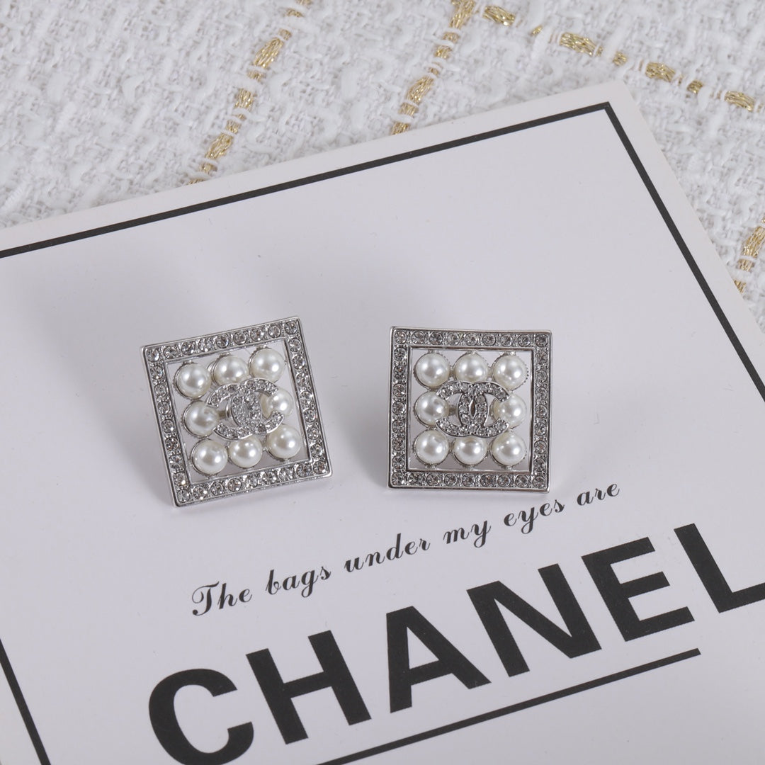 14C376E   Fashionable and high quality  Earrings