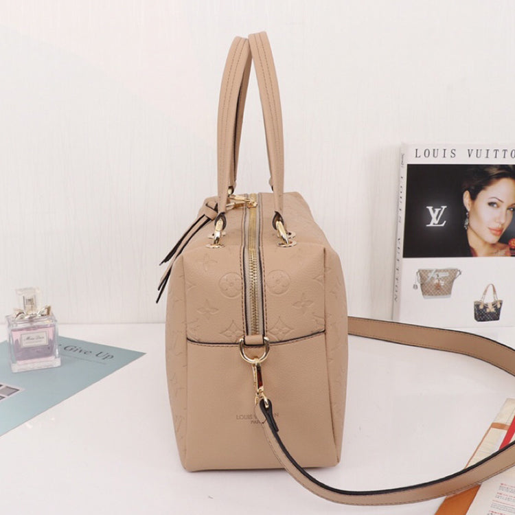 AE14B  Fashionable leather bag 