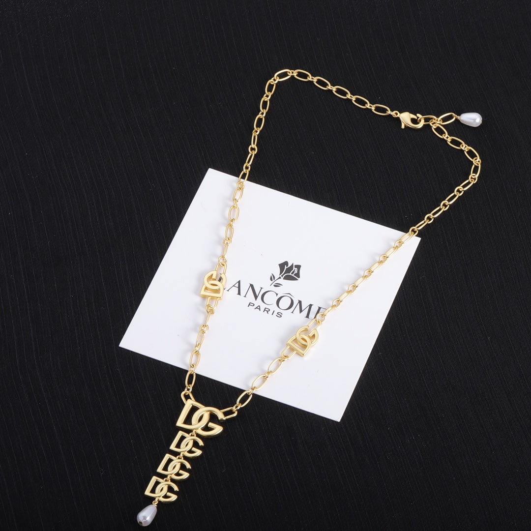 1XA582X Fashion high -quality Necklaces