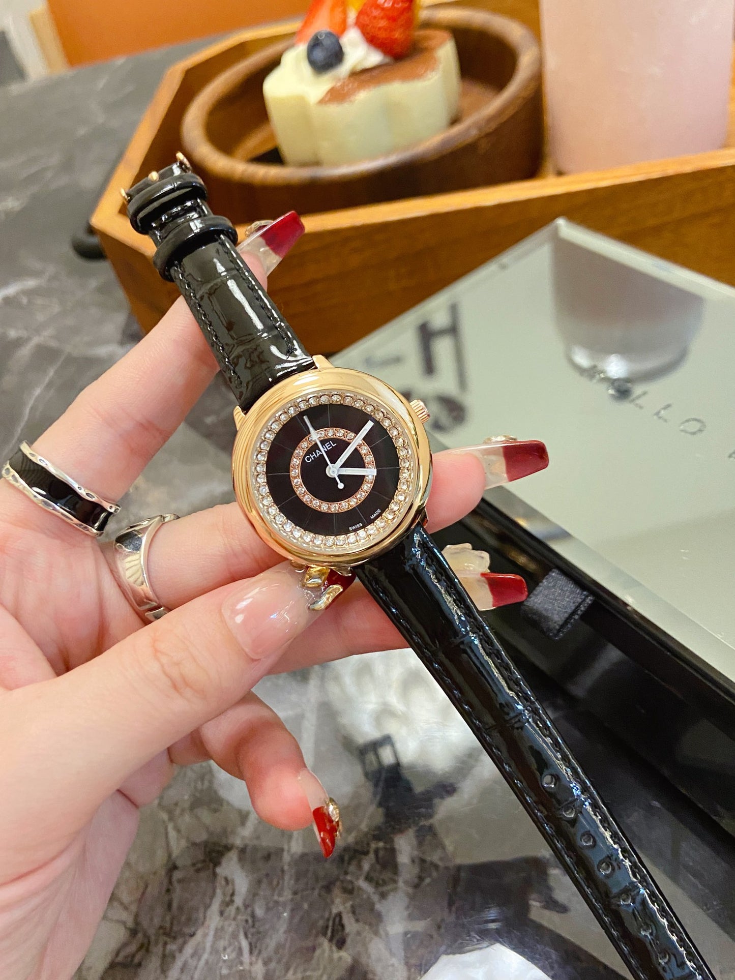 2XC3L Fashionable high quality watches