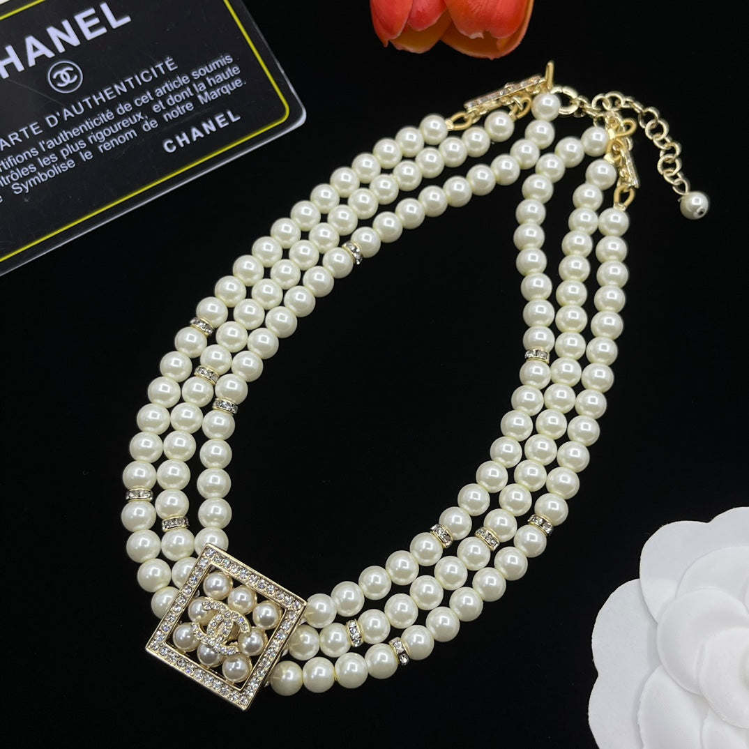 14C928X  Fashion Necklaces