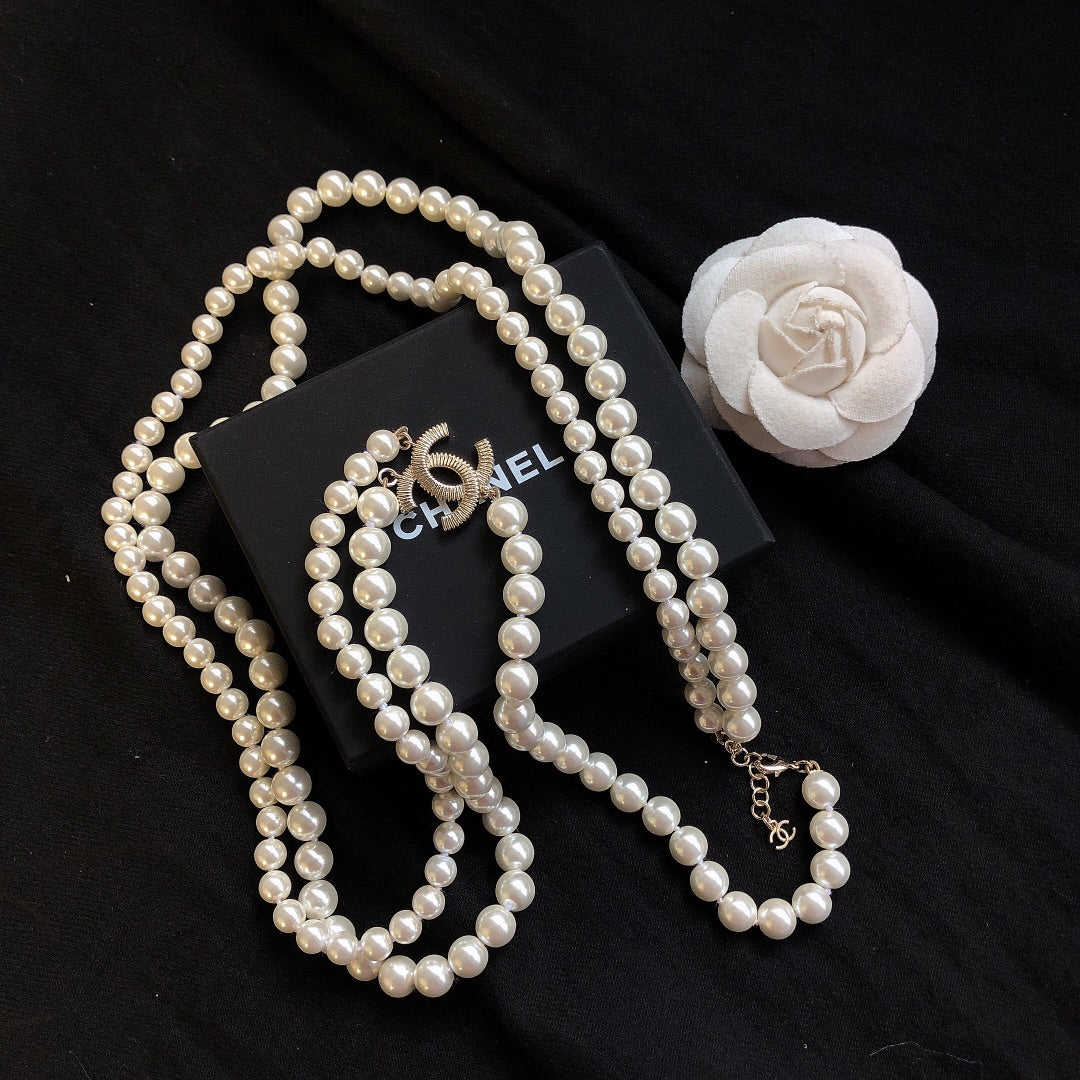 14C828K   Fashion Necklaces