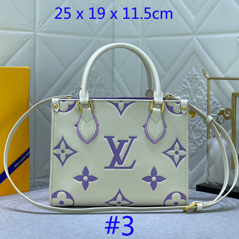 1XE279B  Fashionable leather bag 