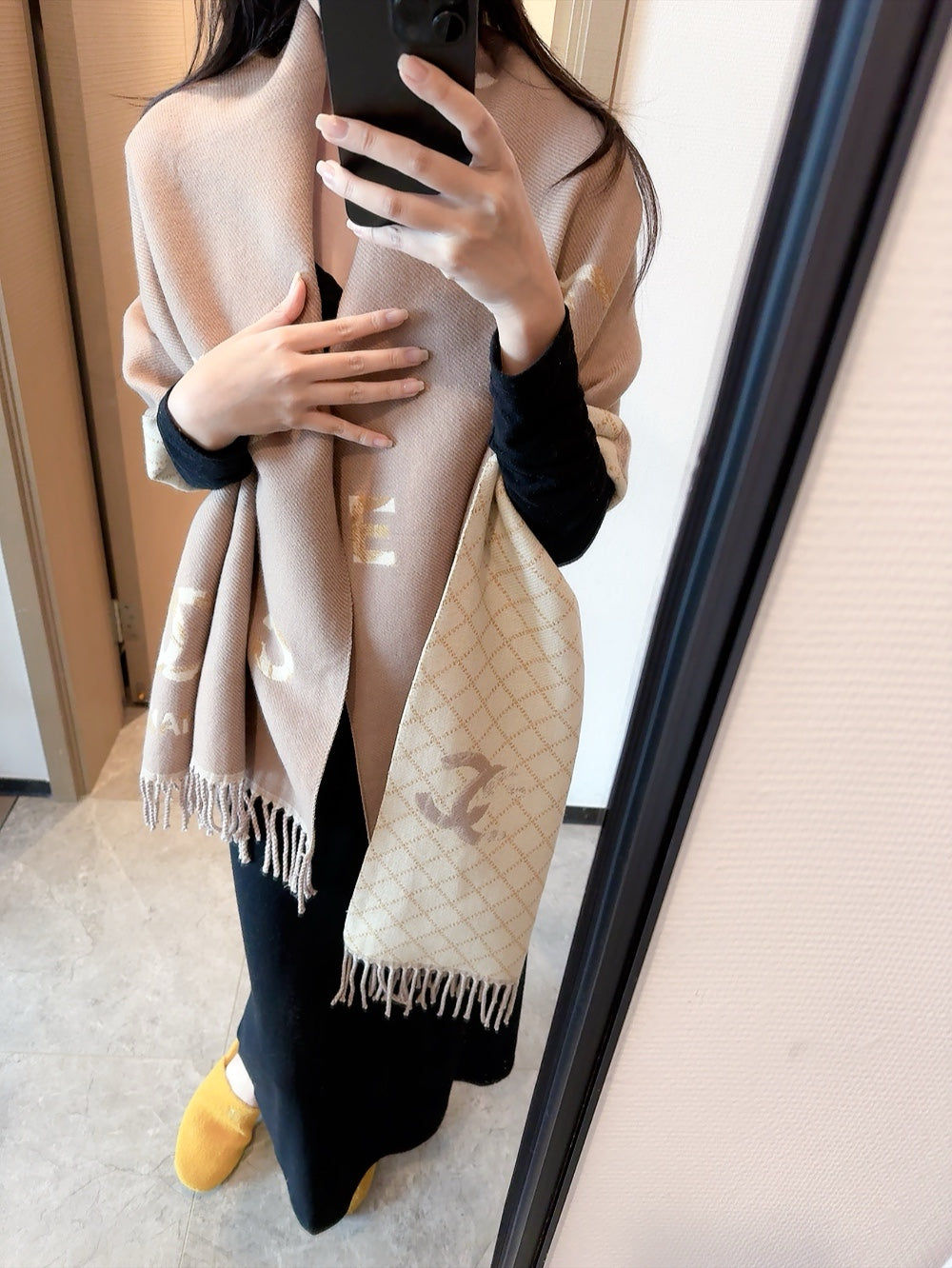 14C443W　 Fashion scarves