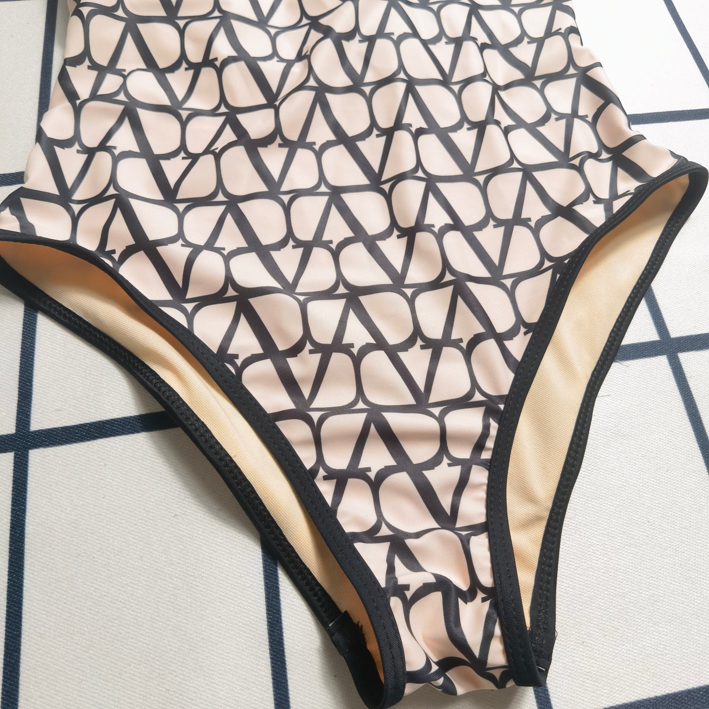 14VL270Y   fashion  Bikini swimsuit