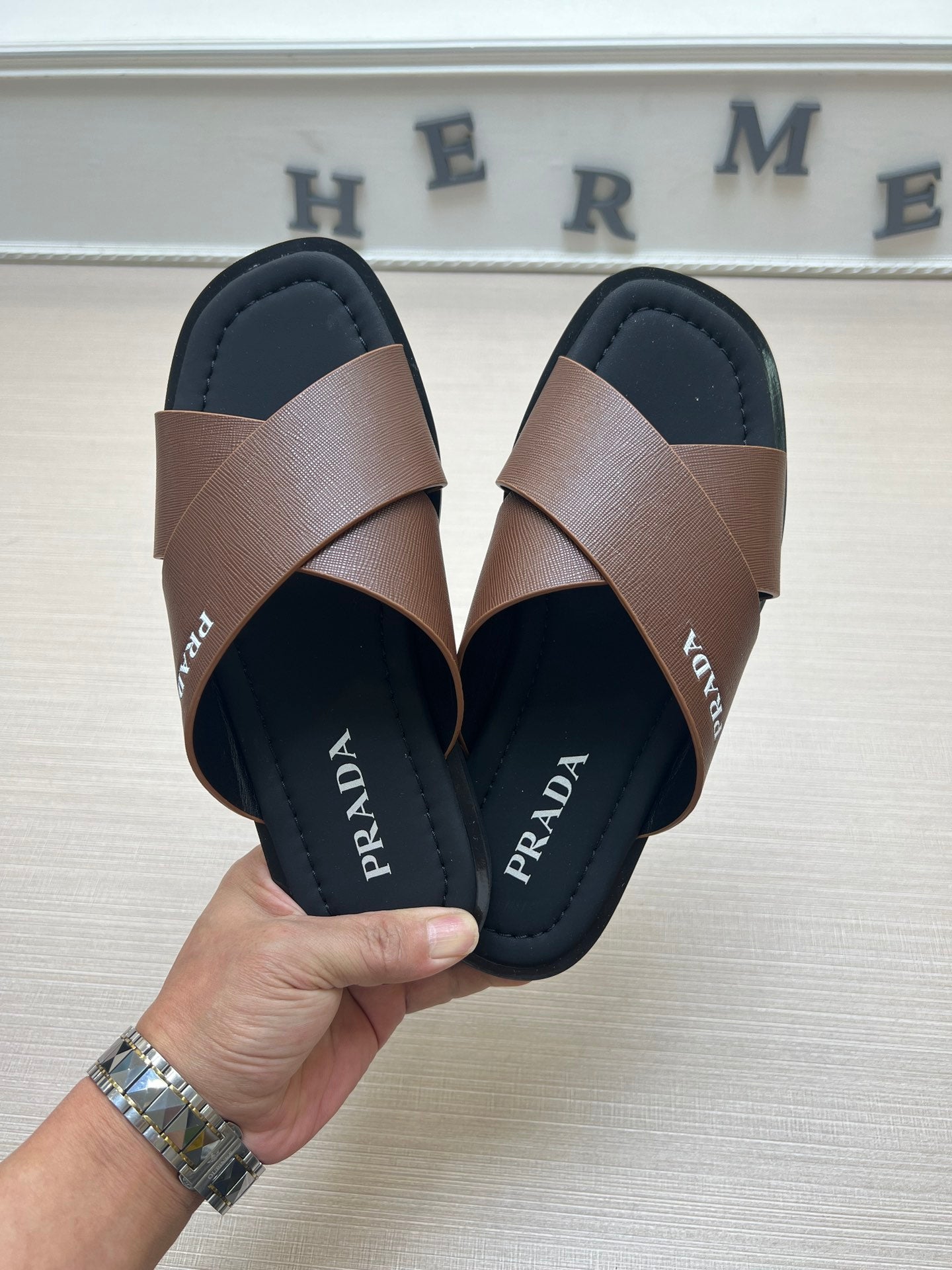 54PD76Z    fashion  slippers