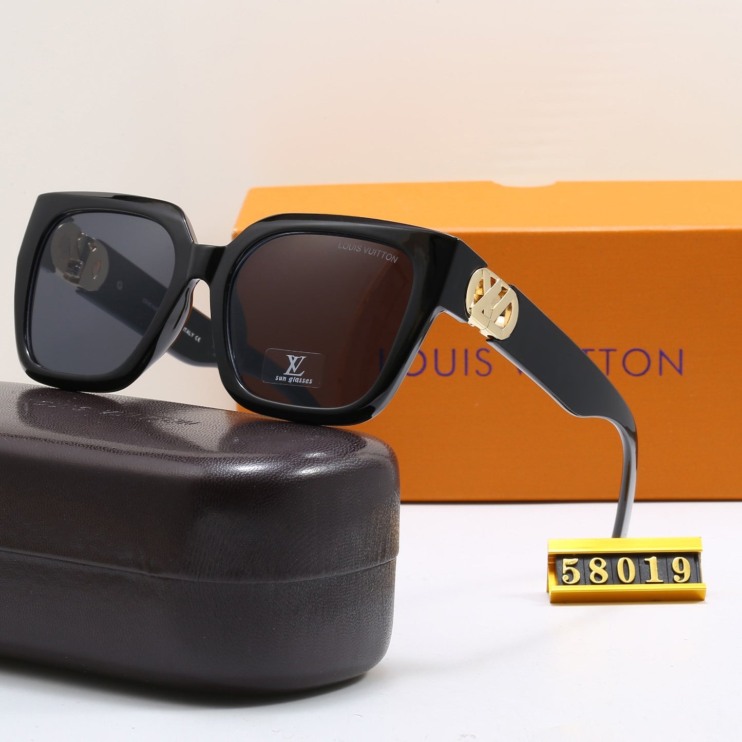 74E411T  fashion Sunglasses