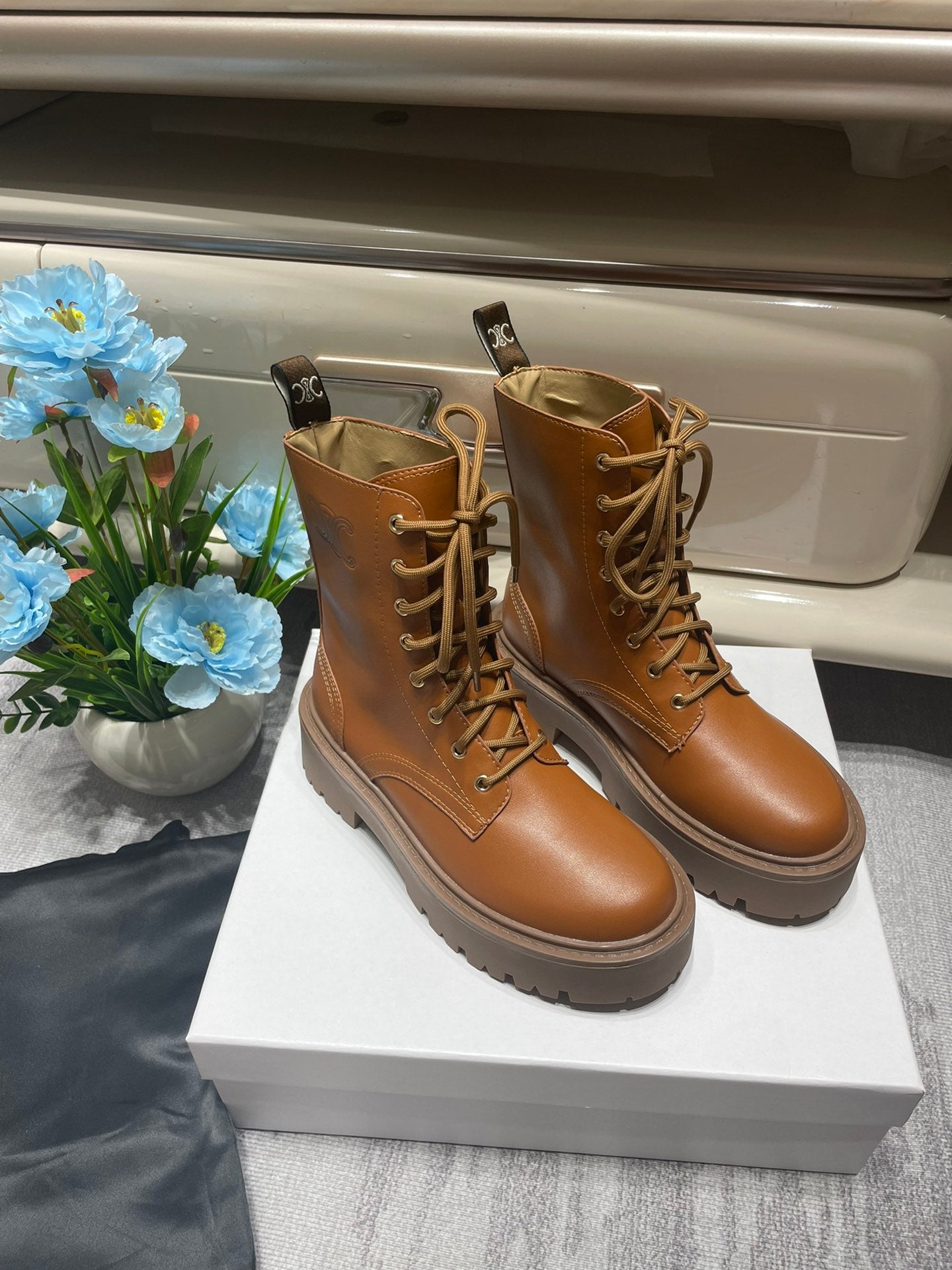 1YCL49Z   1：1High quality boots