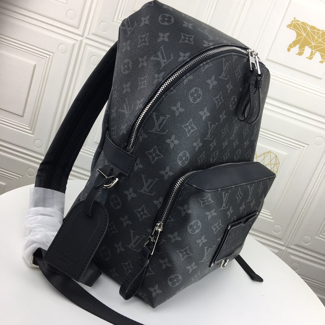 2XE355B  Fashion leather backpacks