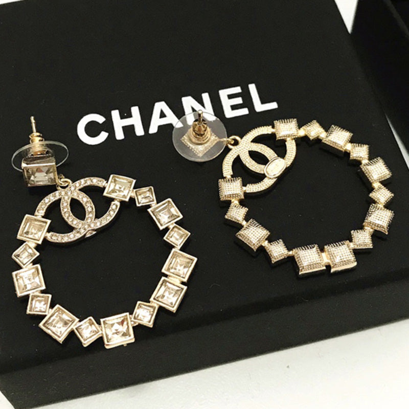 14C93E  Fashionable and high quality earrings