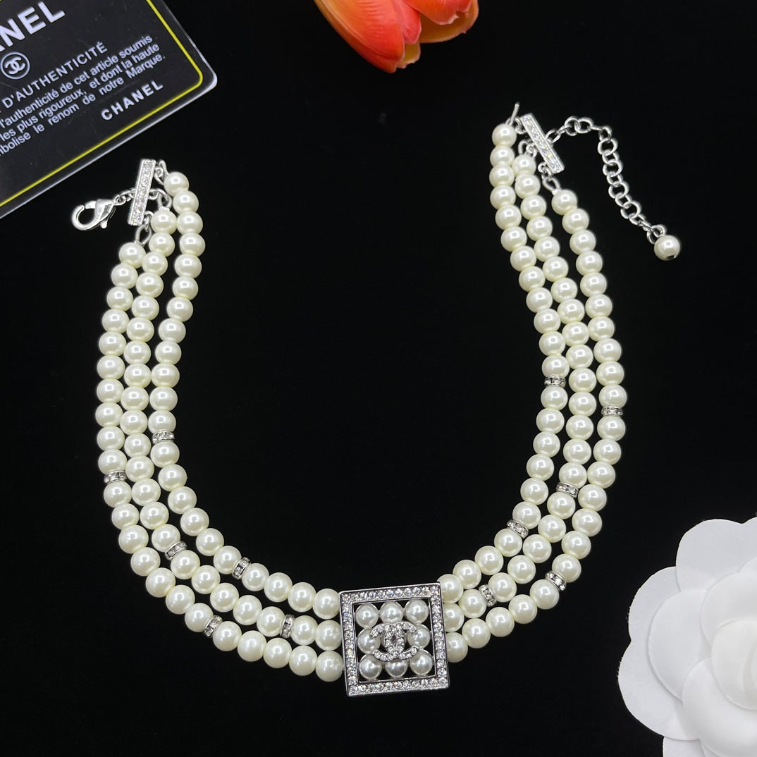 14C928X  Fashion Necklaces