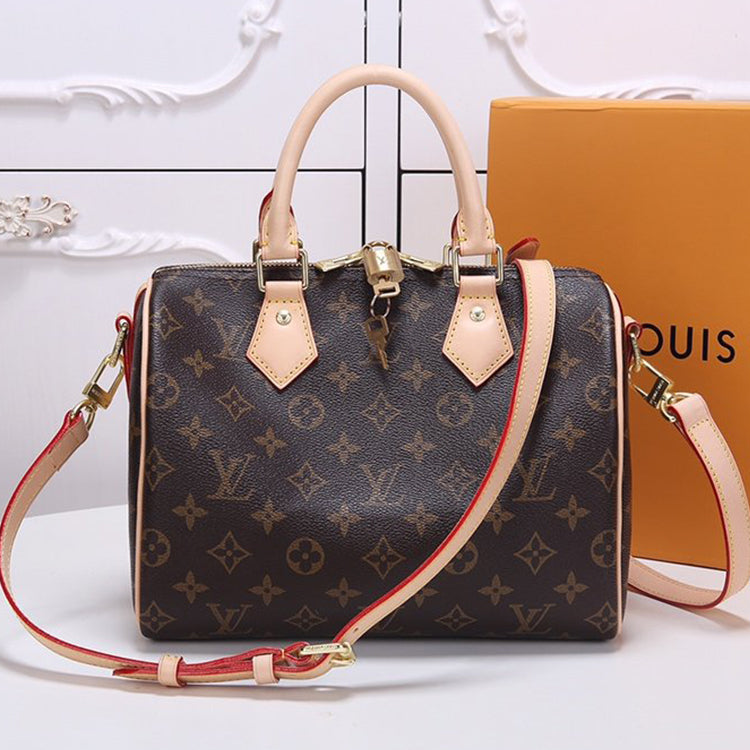 2E8B  Fashionable leather bag 