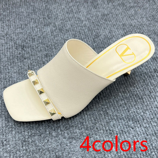 1: 1 High quality leather sandals 5YVL63Z