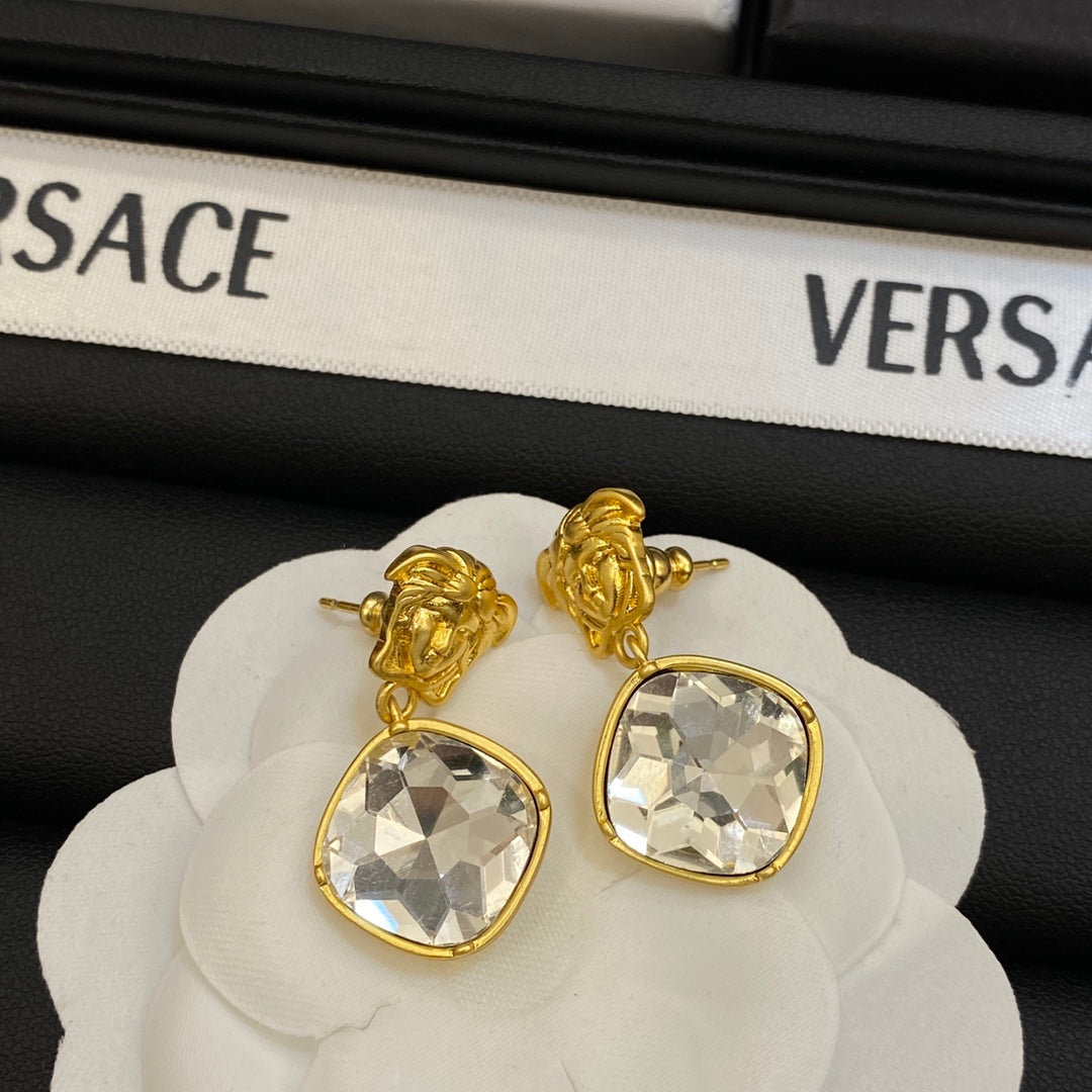 1YV318E  Fashion high -quality Earrings