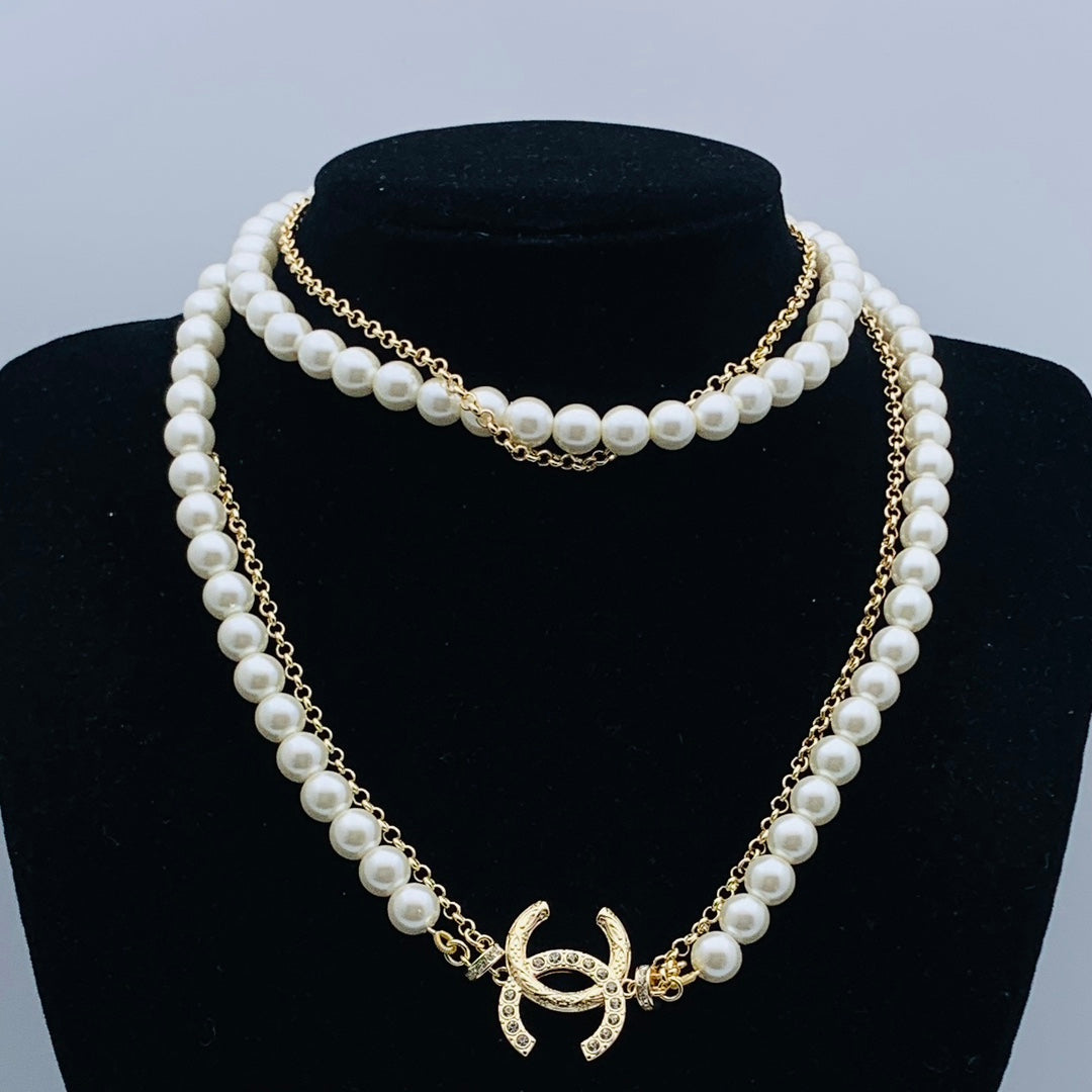 84C9X  Fashionable and high quality Necklaces