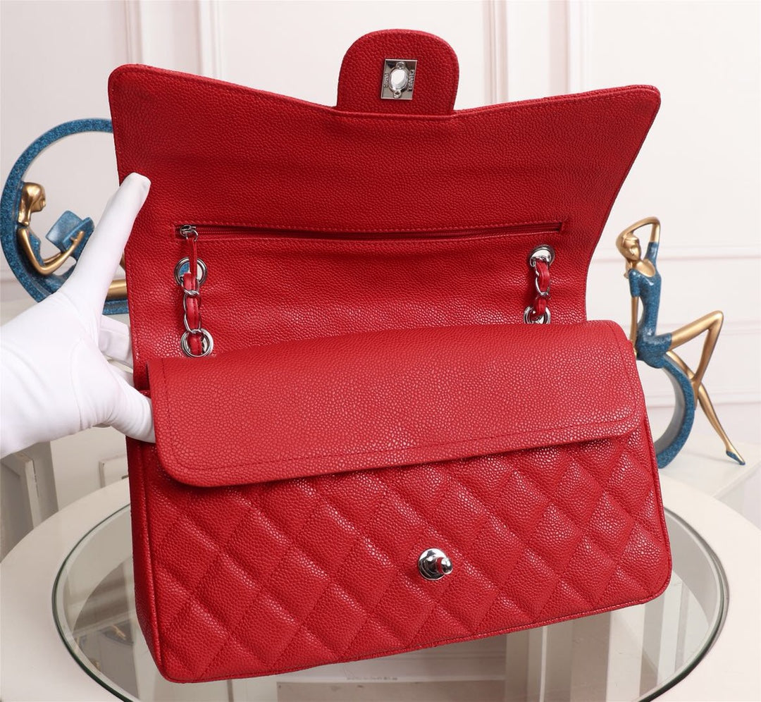 1XC96B  Fashionable leather bag 