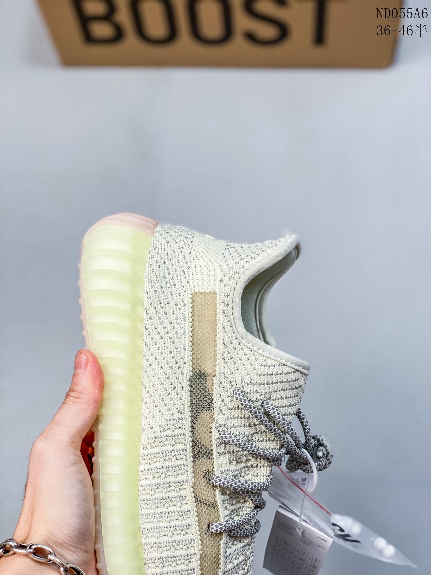 4YA74Z  Yeezy Fashion Sneakers (No Box, August-October Big Sale)