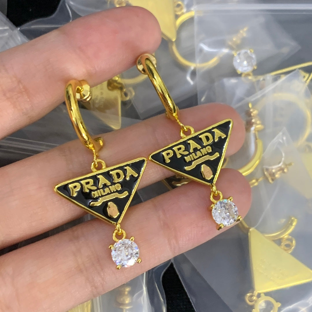 14PD817E   Fashion Earrings