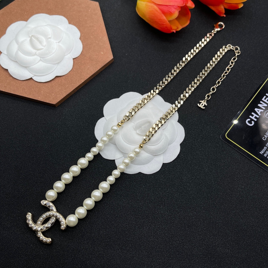 14C918X  Fashion Necklaces