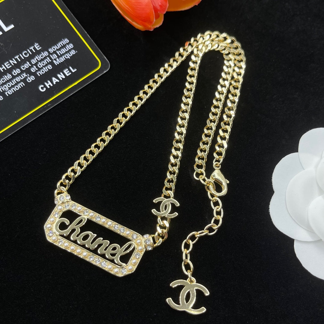 14C919X  Fashion Necklaces