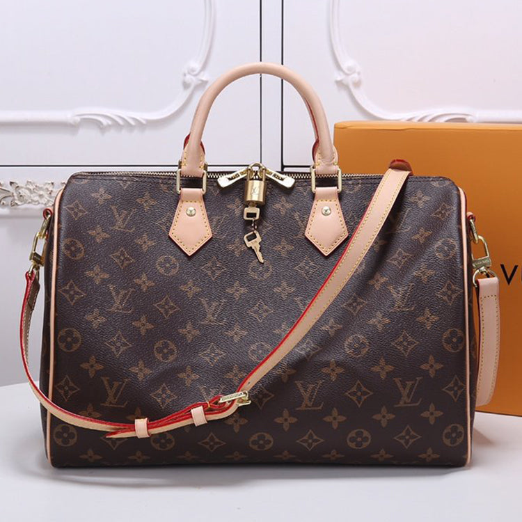 2E8B  Fashionable leather bag 