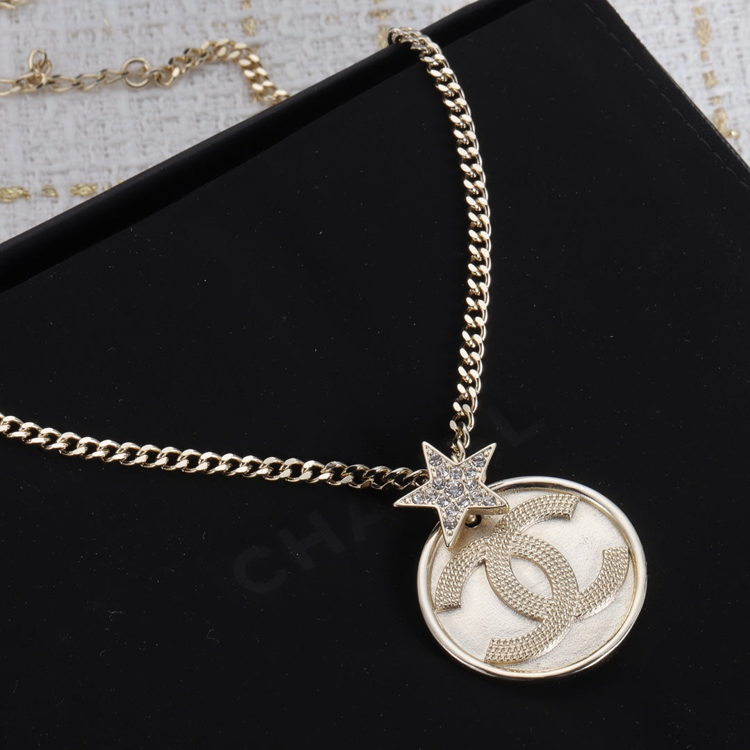 1NC225X Fashion high -quality Necklaces