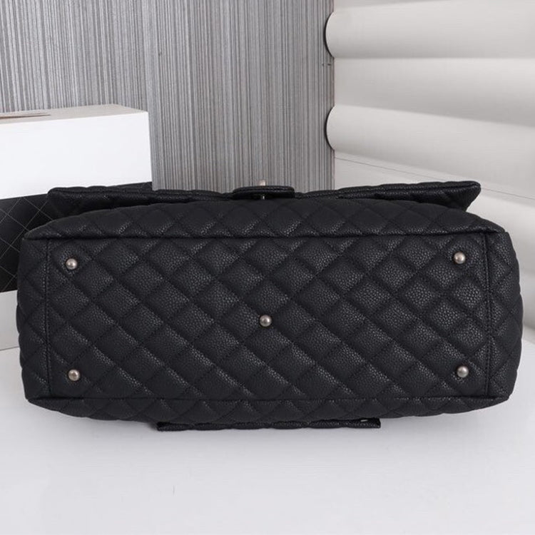 1C5B   Fashionable leather bag 