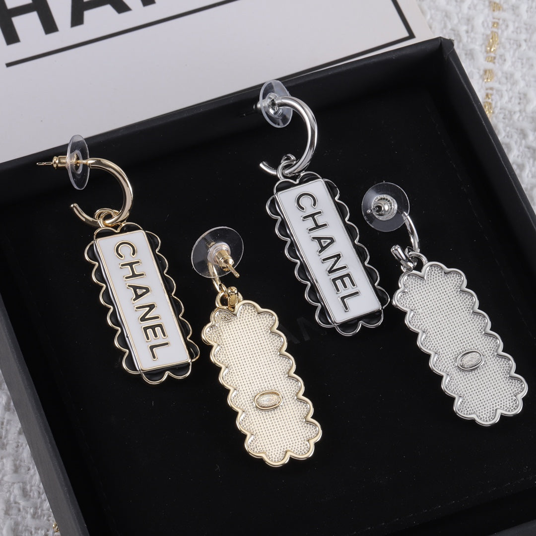 14C1091E   Fashion  Earrings