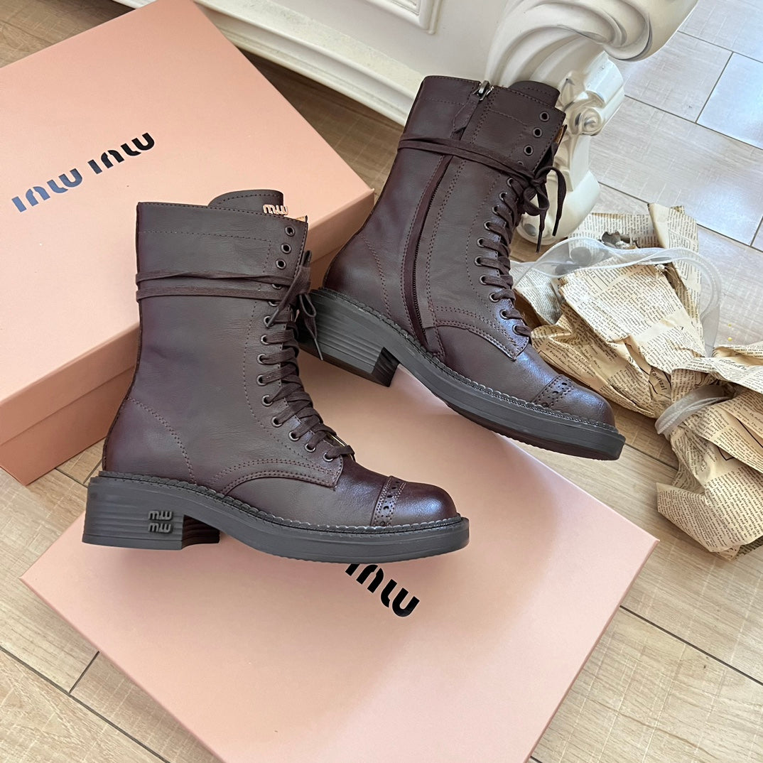 1XA60Z Fashionable leather  boots