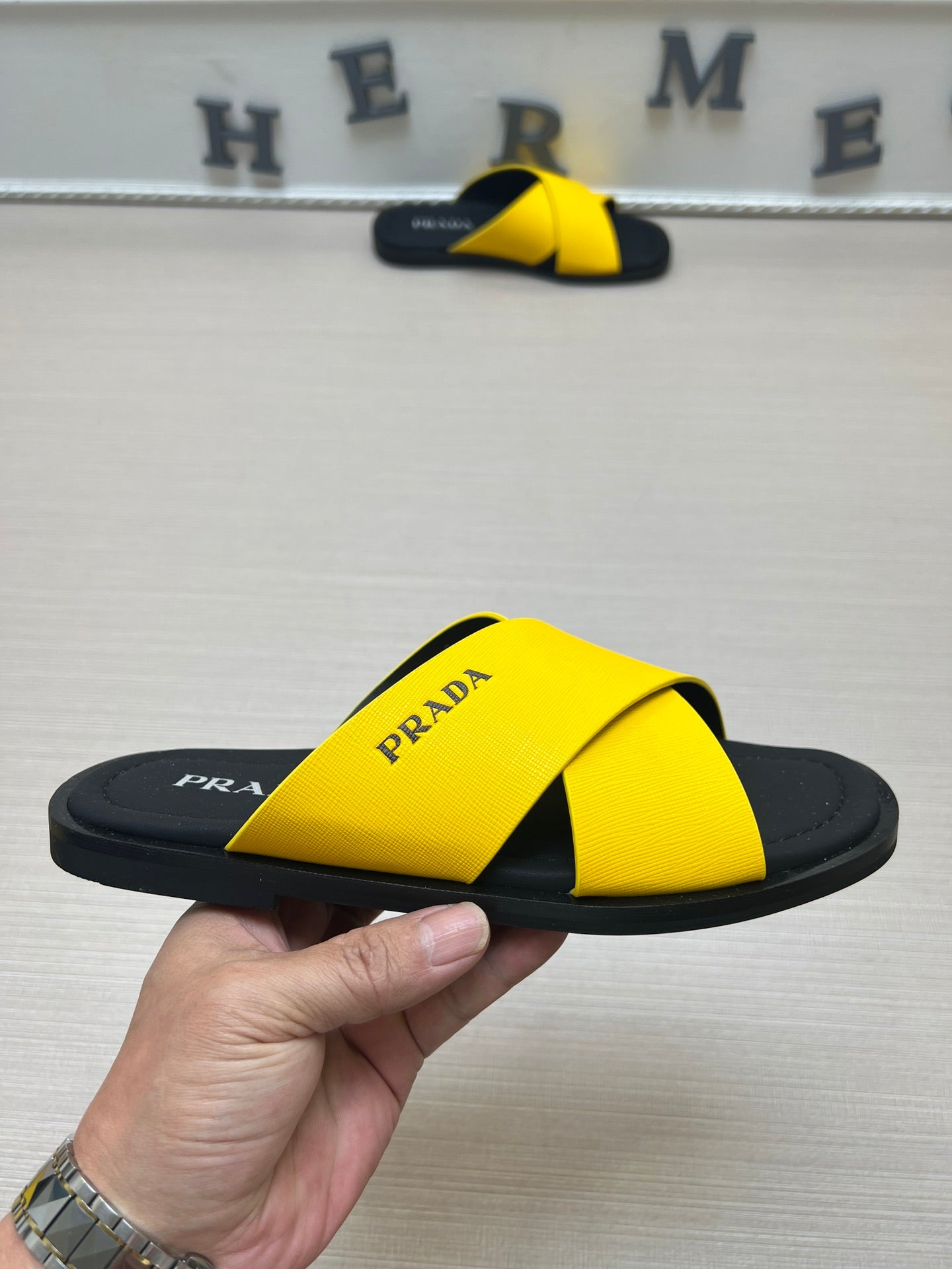 54PD75Z    fashion  slippers