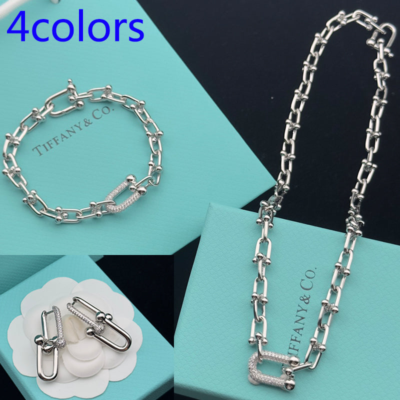 8XT31X Fashion high -quality Earring Bracelets Necklaces