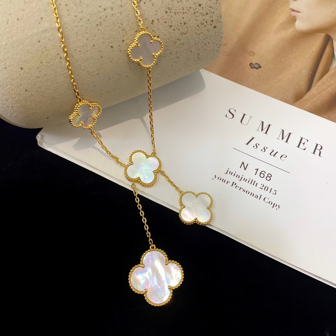 5XVA182K (High quality 6 flowers necklaces)