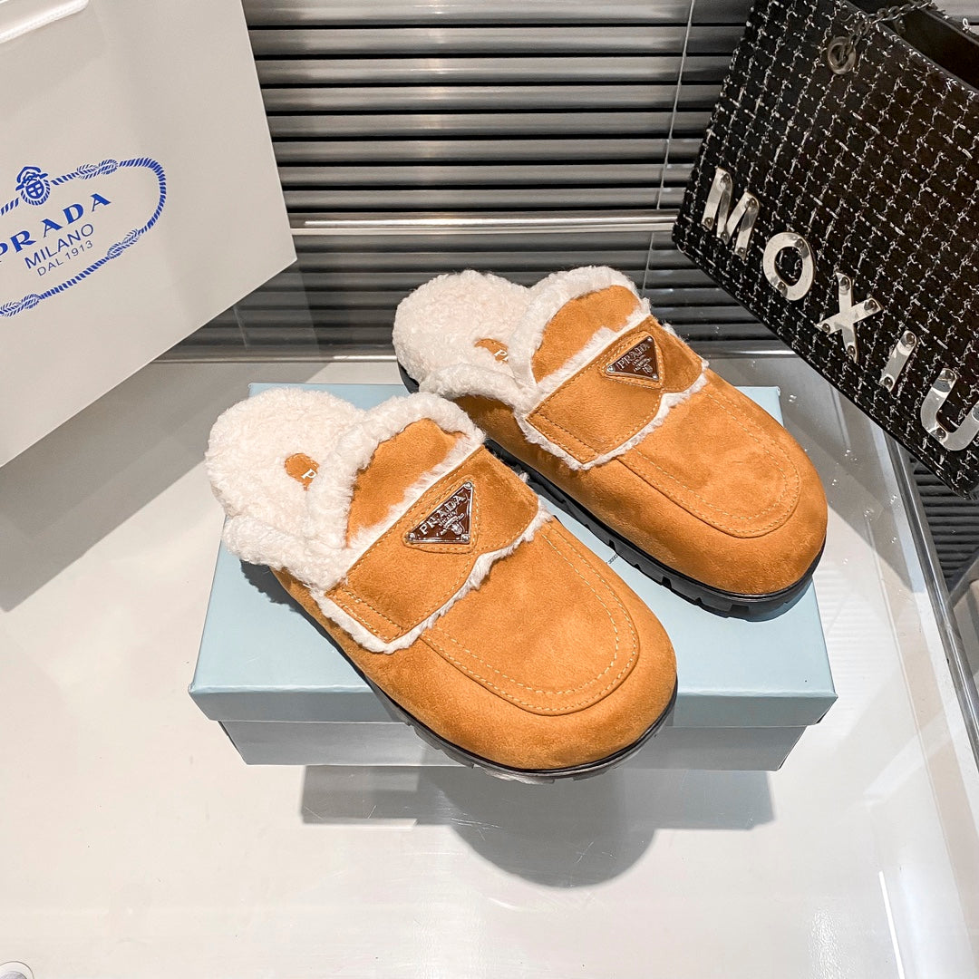 1JP5Z  Fashion Slippers