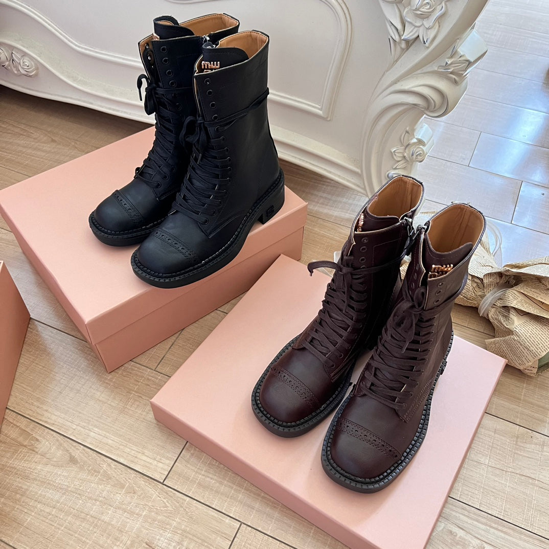 1XA60Z Fashionable leather  boots