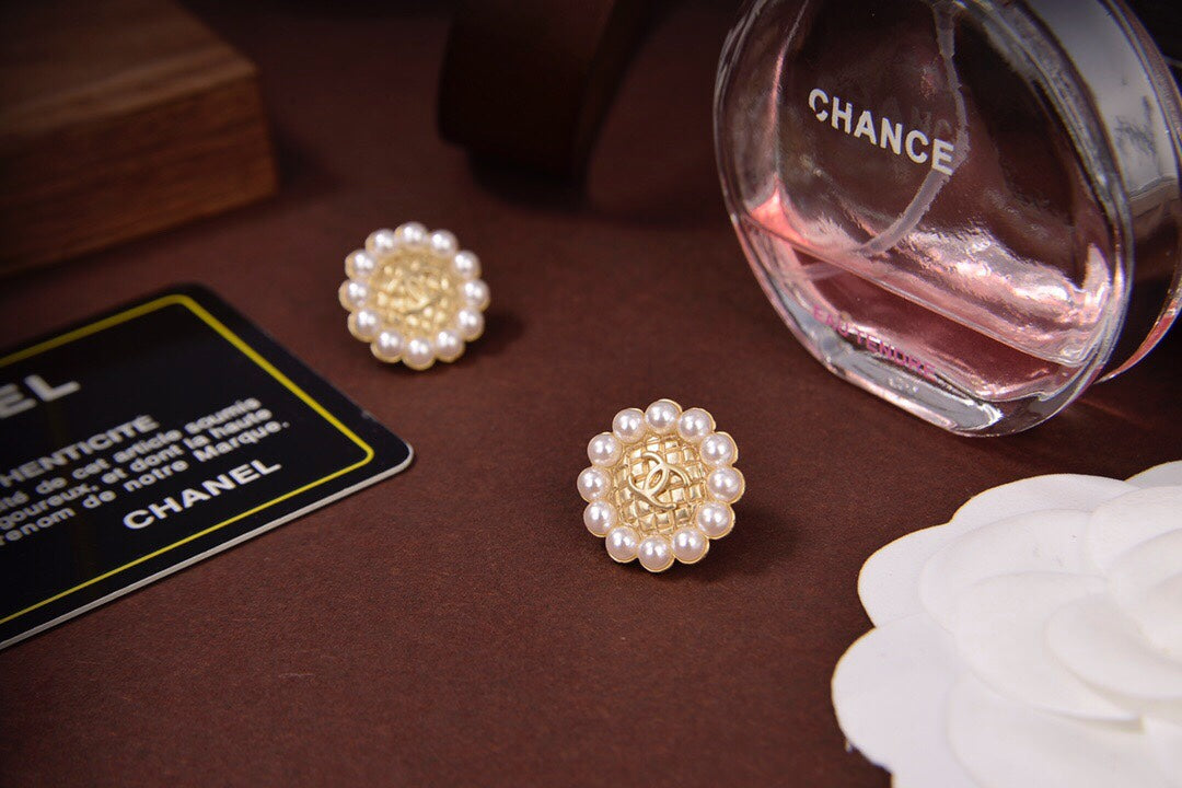 14C100E  Fashionable and high quality earrings