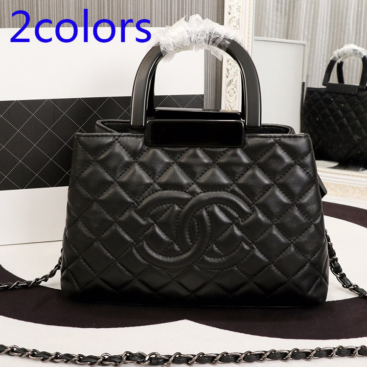 1C06B  Fashionable leather bag 