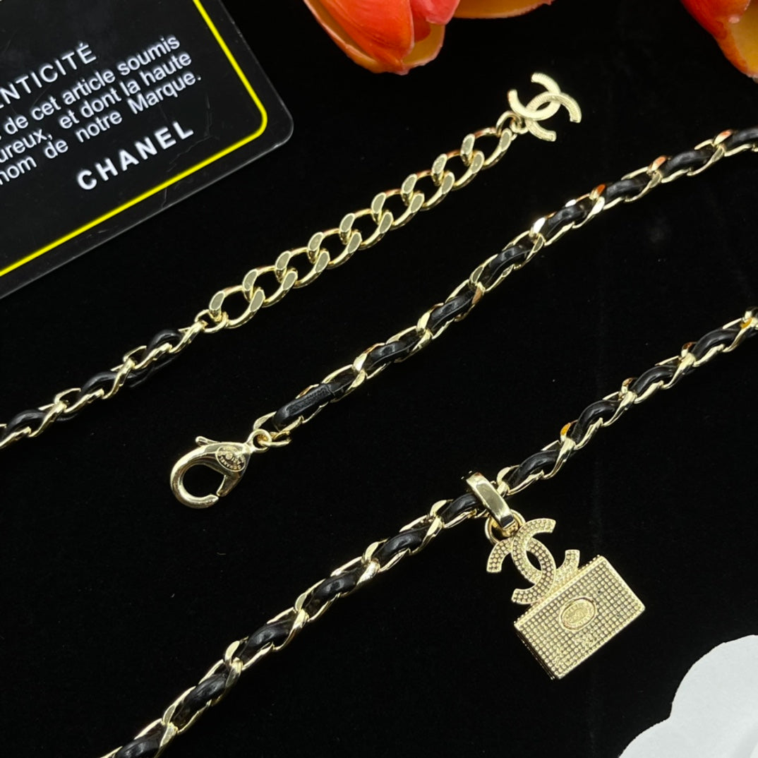 14C920X  Fashion Necklaces