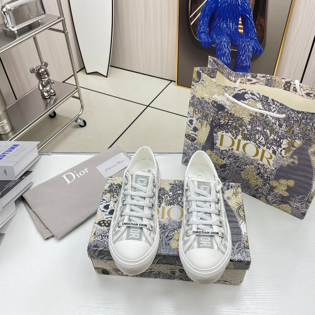 1XD65Z Fashionable shoes