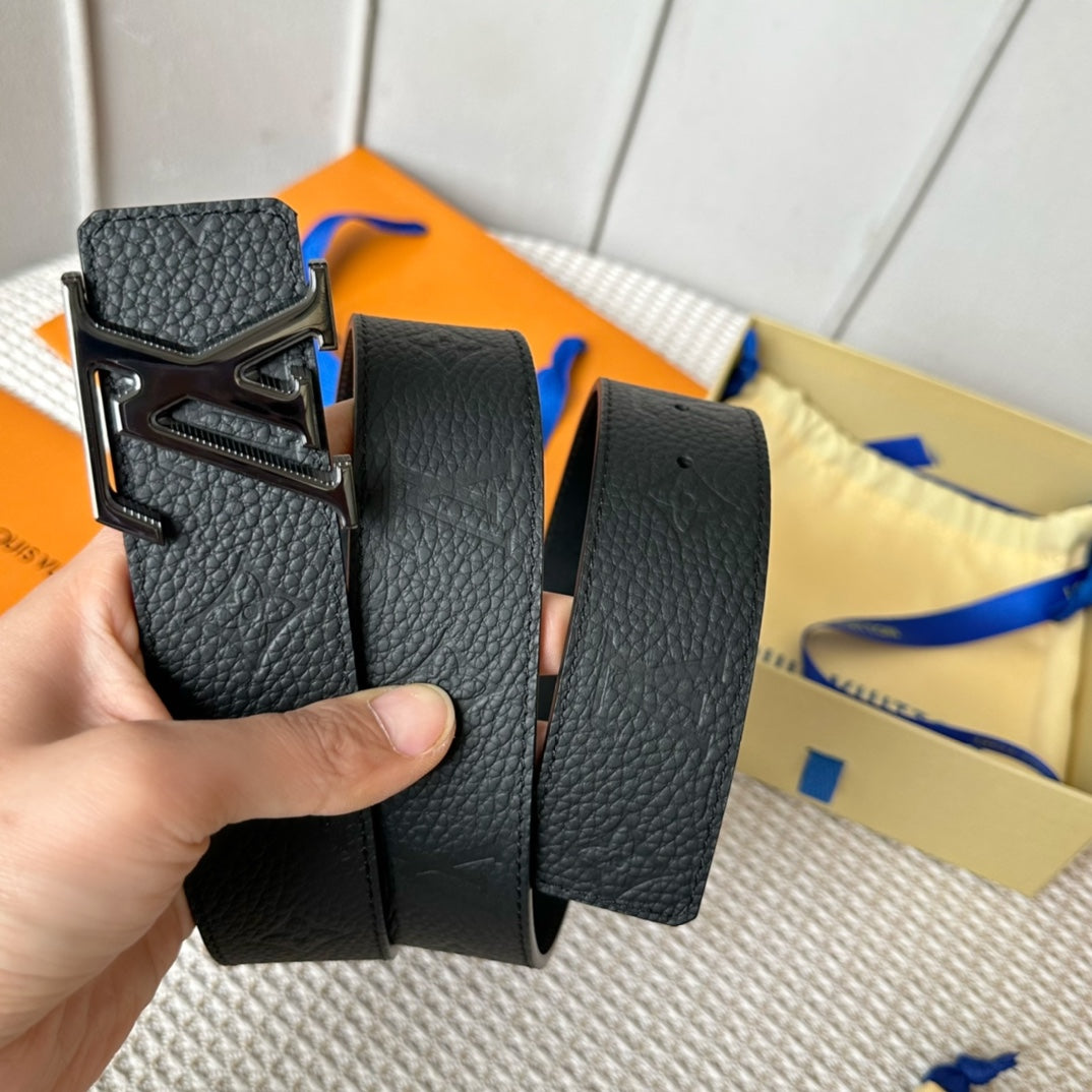 14E72P   (High quality leather belt With full package)